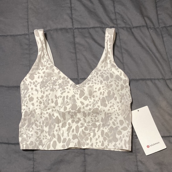 NWT Lululemon Align Crop Tank with Built Bra - Cheetah Camo White - Size 6 and 8 - Picture 4 of 9